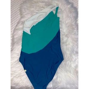 Summersalt Sidestroke size 8 One Piece Swimsuit